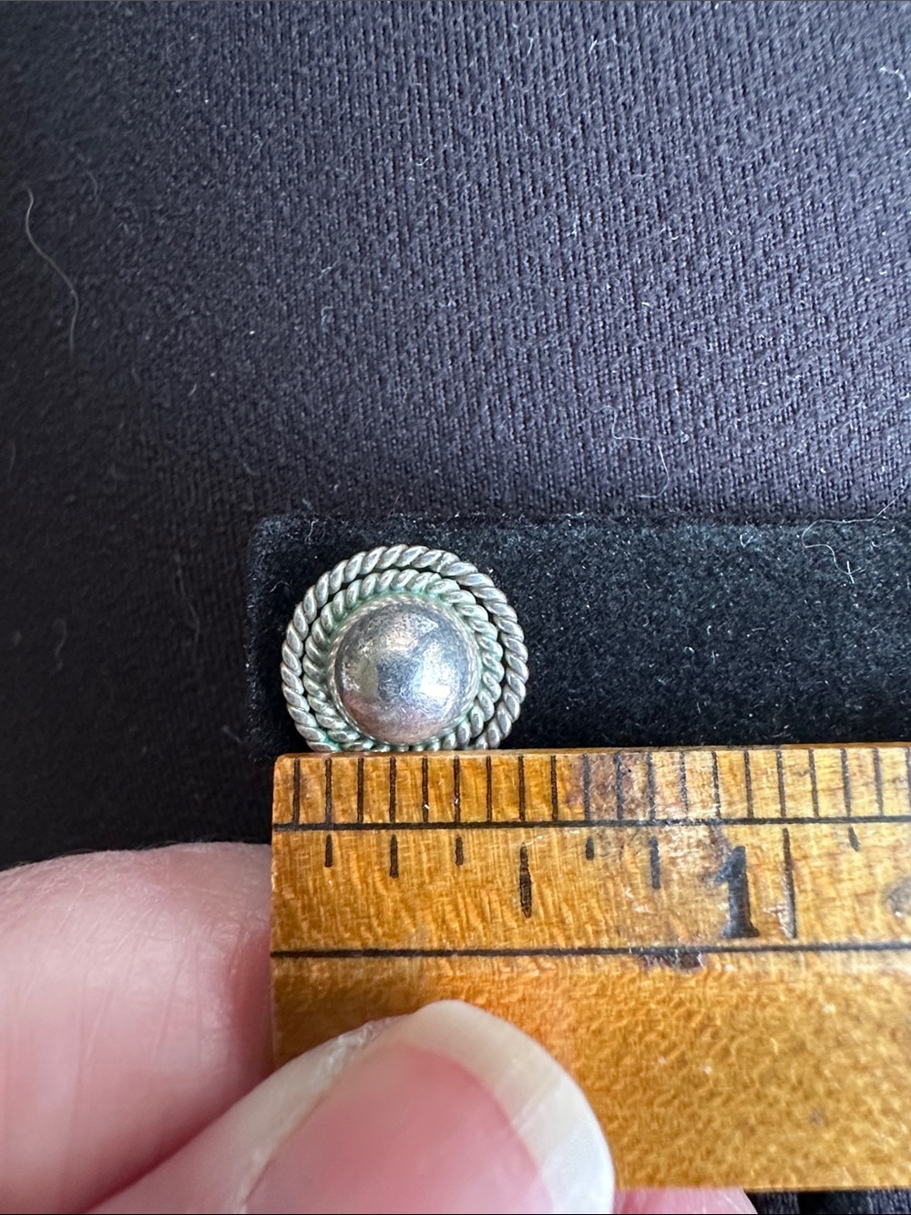 925 Sterling Silver Mexican Signed Rope And Dome Stud Earrings - Picture 5 of 8